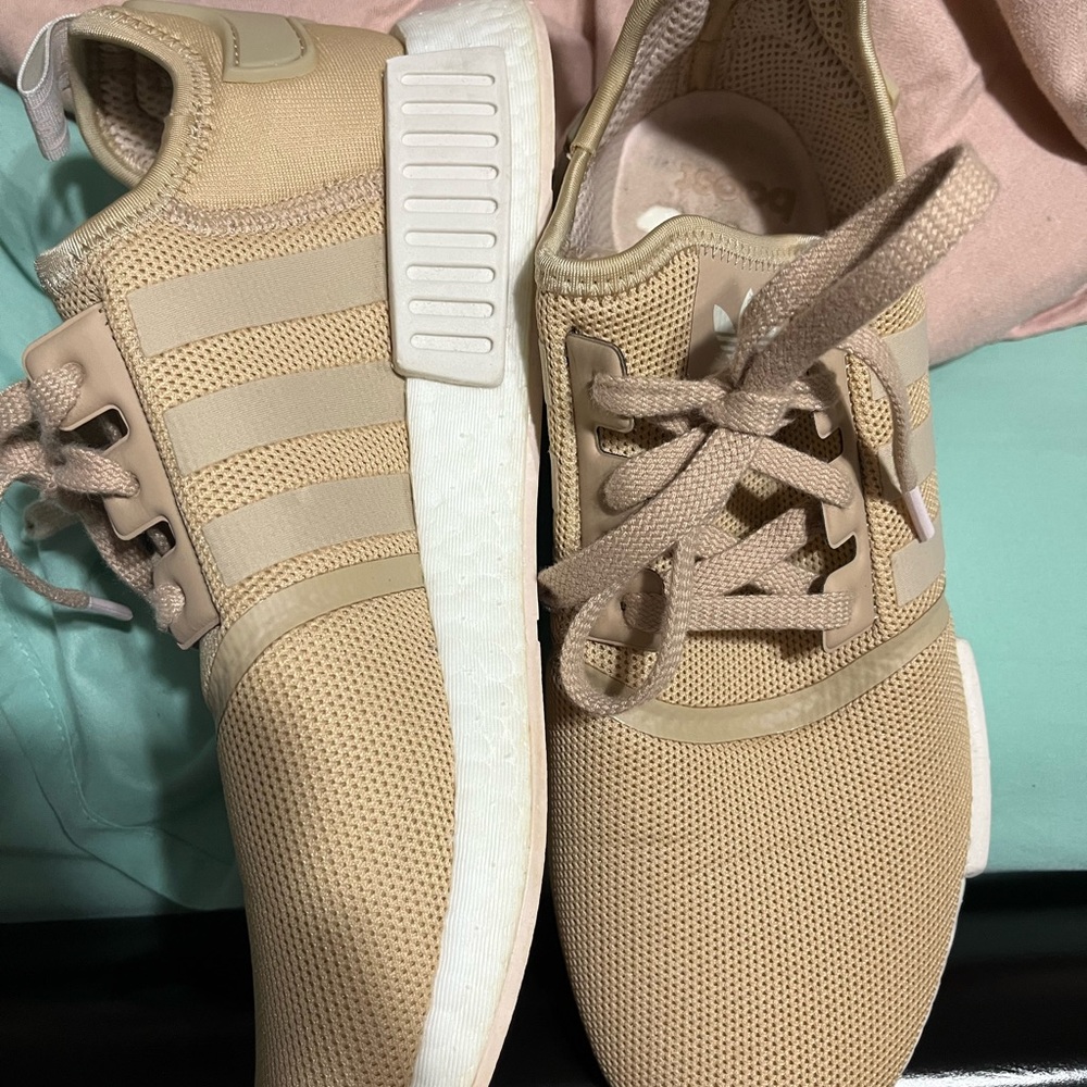 Tan/Beige ADIDAS NMD’s